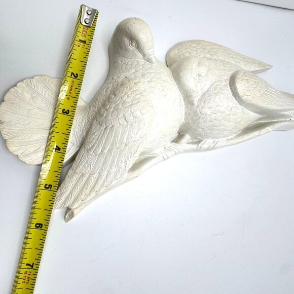 1977 Burwood Vtg 2 Pc Doves Wall Plaques Syroco Style Off-White Molded Plastic - Picture 2 of 10